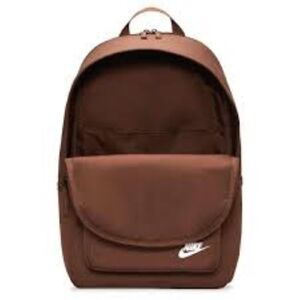 Nike H&aacute;tizs&aacute;k Nike Heritage Eugene Backpack